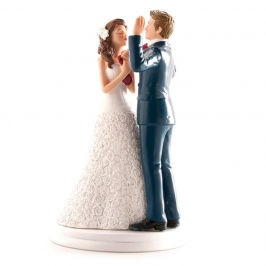 Figura para tarta novia llevando al novio 20 cm