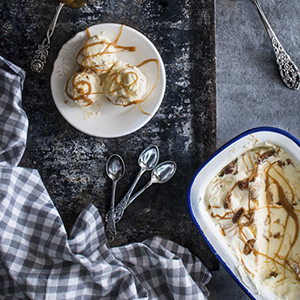Helado de Nueces de Pecan y Caramelo Salado