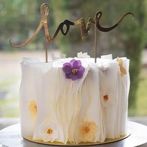 Tarta 3 Leches Decorada con Obleas de Arroz