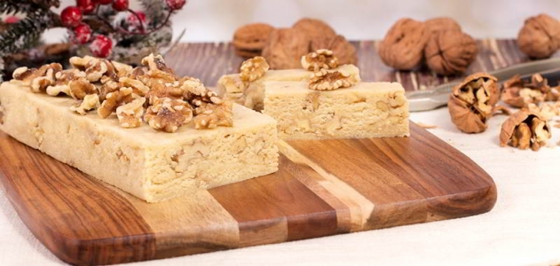 Turrón de nata y nueces ¡fácil de hacer y riquísimo! Turrón de nata y nueces ¡fácil de hacer y riquísimo!