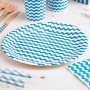 Platos Azules con Rayas Onduladas