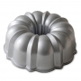 Molde Original Bundt Pan Silver - Nordic Ware Molde Original Bundt Pan Silver - Nordic Ware
