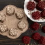 Molde Mini Rosebud Cake Pan Nordic Ware
